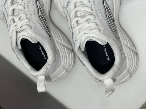 Кроссовки Balenciaga Артикул BMS-141374. Вид 5