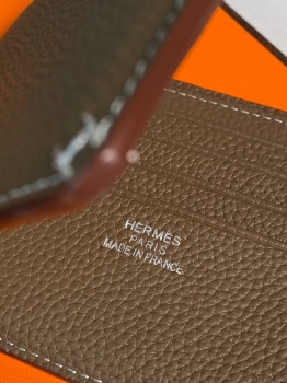 Бумажник  Hermes Артикул BMS-141425. Вид 4