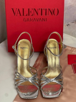 Босоножки  Valentino Артикул BMS-141616. Вид 1
