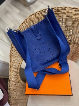 Сумка женская Evelyne 29 cm Clemence leather Hermes Артикул BMS-141665. Вид 1