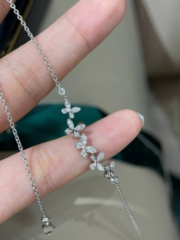 Подвеска Butterfly Pavе petite diamond line из белого золота  Graff Артикул BMS-141761. Вид 2
