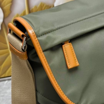 Сумка  Prada Артикул BMS-141695. Вид 2