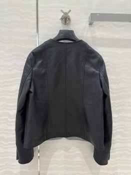 Кожаная куртка  Chanel Артикул BMS-141737. Вид 4