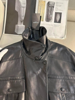 Кожаная куртка  Yves Saint Laurent Артикул BMS-141767. Вид 4
