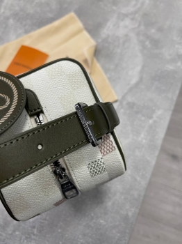 Косметичка  Louis Vuitton Артикул BMS-141795. Вид 5