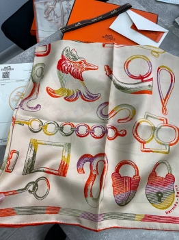 Платок  Hermes Артикул BMS-141802. Вид 2