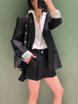  Костюм женский Prada Артикул BMS-141899. Вид 1