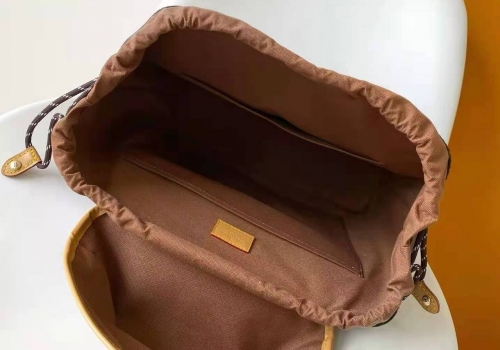 Рюкзак Louis Vuitton Артикул BMS-142108. Вид 5