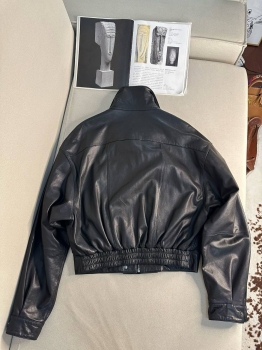 Куртка кожаная  Yves Saint Laurent Артикул BMS-142222. Вид 3