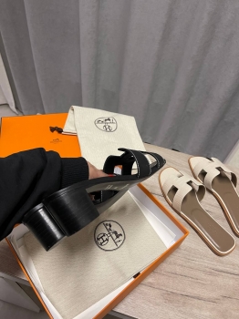 Сандалии Hermes Артикул BMS-142260. Вид 2