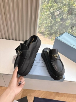 Мюли  Prada Артикул BMS-142345. Вид 3
