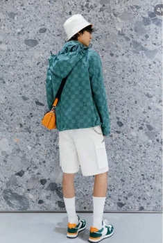 Ветровка Louis Vuitton Артикул BMS-142405. Вид 3