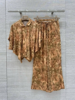 Костюм женский  Loro Piana Артикул BMS-142672. Вид 1