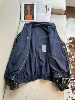 Кожаный бомбер  Balenciaga Артикул BMS-142742. Вид 4