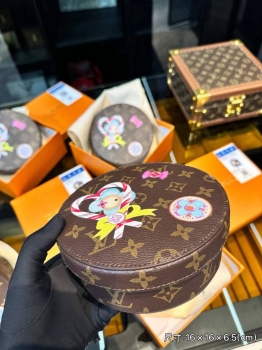 Шкатулка Louis Vuitton Артикул BMS-142831. Вид 3