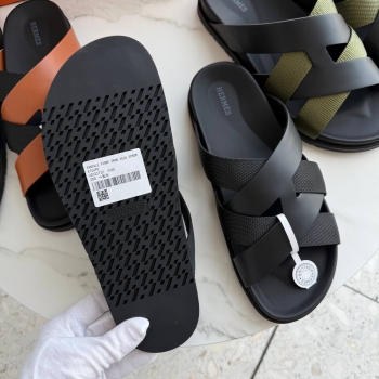 Шлепанцы Hermes Артикул BMS-142862. Вид 2