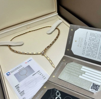 Колье Serpenti Viper из розового золота  Bvlgari Артикул BMS-143035. Вид 3