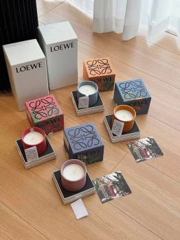 Набор из 2-х ароматических свечей Loewe Артикул BMS-142977. Вид 1