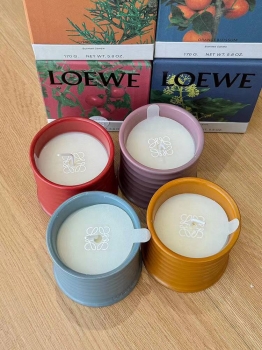 Набор из 2-х ароматических свечей Loewe Артикул BMS-142977. Вид 3