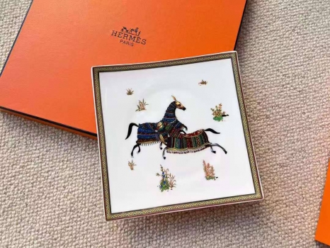 Пара тарелок Hermes Артикул BMS-142978. Вид 2