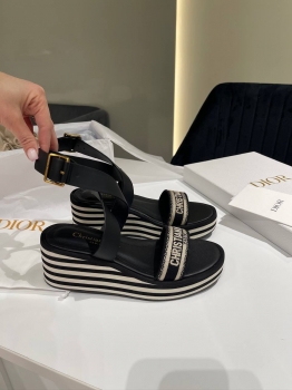Босоножки Christian Dior Артикул BMS-142993. Вид 1
