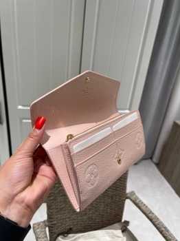 Кошелек  Louis Vuitton Артикул BMS-143144. Вид 4
