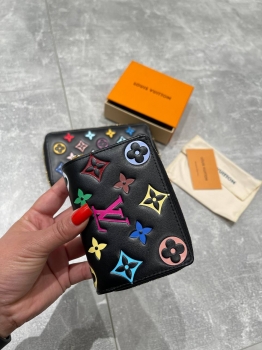 Кошелек  Louis Vuitton Артикул BMS-143141. Вид 1