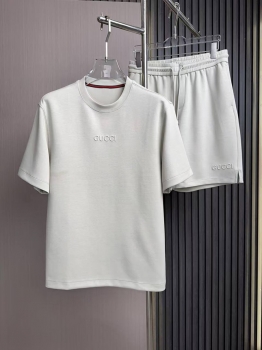 Костюм мужской Gucci Артикул BMS-143201. Вид 1