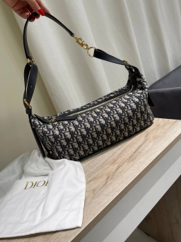 Сумка женская D-Journey  Жаккард Dior Obligue синего цвета  Christian Dior Артикул BMS-143206. Вид 1