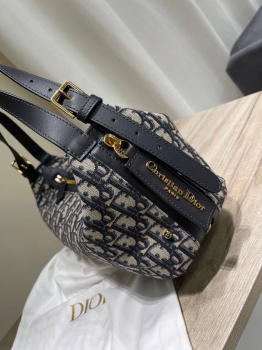 Сумка женская D-Journey  Жаккард Dior Obligue синего цвета  Christian Dior Артикул BMS-143206. Вид 3
