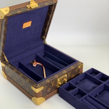Шкатулка Joaillerie для ювелирных украшений  Louis Vuitton Артикул BMS-143210. Вид 2