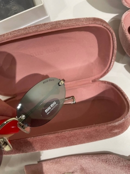 Очки  Miu Miu Артикул BMS-142502. Вид 4
