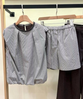  Костюм женский Brunello Cucinelli Артикул BMS-143382. Вид 1