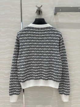 Кофта Chanel Артикул BMS-143395. Вид 2