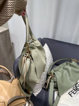 Сумка женская Fendi Артикул BMS-143401. Вид 4