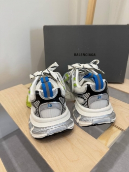 Кроссовки  Balenciaga Артикул BMS-143405. Вид 3