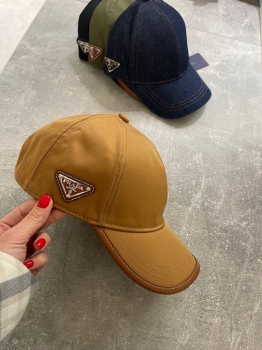 Бейсболка  Prada Артикул BMS-143421. Вид 1