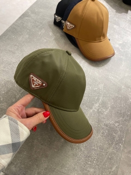Бейсболка  Prada Артикул BMS-143419. Вид 1