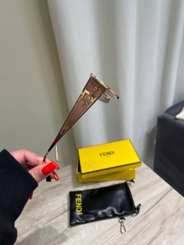Очки  Fendi Артикул BMS-107610. Вид 5
