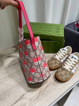 Сумка Gucci Артикул BMS-143463. Вид 2