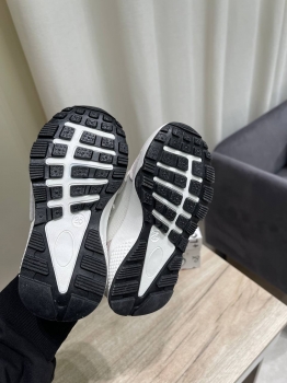 Кроссовки Dolce & Gabbana Артикул BMS-143532. Вид 5