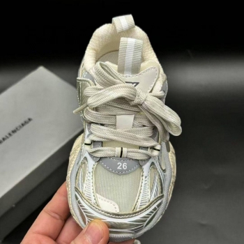  Кроссовки Balenciaga Артикул BMS-143758. Вид 3