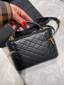 Сумка женская Yves Saint Laurent Артикул BMS-143782. Вид 4
