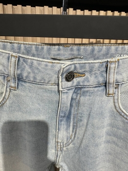 Джинсы Yves Saint Laurent Артикул BMS-143887. Вид 2