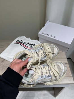 Кроссовки  Balenciaga Артикул BMS-144166. Вид 2