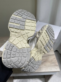 Кроссовки  Balenciaga Артикул BMS-144166. Вид 3