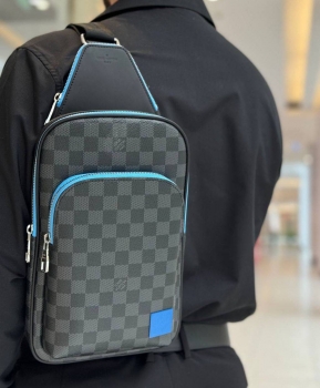 Сумка-слинг  Louis Vuitton Артикул BMS-143948. Вид 1