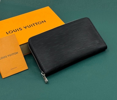 Портмоне Louis Vuitton Артикул BMS-143949. Вид 1