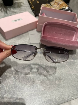 Очки  Miu Miu Артикул BMS-144021. Вид 1