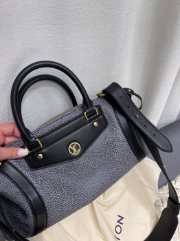 Сумка женская Biker MM Louis Vuitton Артикул BMS-144155. Вид 9